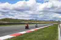 cadwell-no-limits-trackday;cadwell-park;cadwell-park-photographs;cadwell-trackday-photographs;enduro-digital-images;event-digital-images;eventdigitalimages;navarra;no-limits-trackdays;peter-wileman-photography;racing-digital-images;trackday-digital-images;trackday-photos